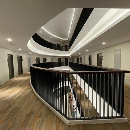 록시 호텔 세리안 Serian 외부 사진